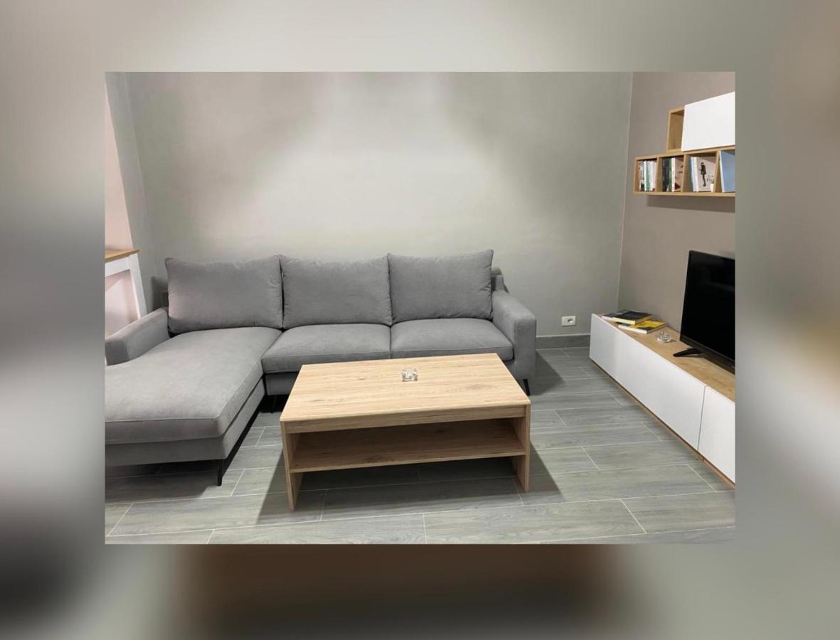 New New Bazaar Appartement Tirana Buitenkant foto