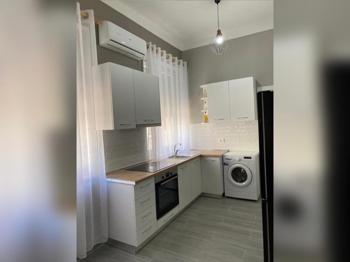 New New Bazaar Appartement Tirana Buitenkant foto