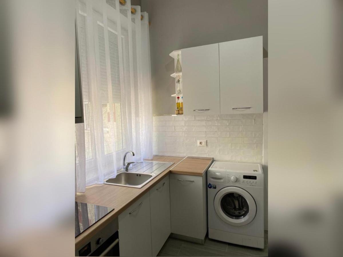 New New Bazaar Appartement Tirana Buitenkant foto