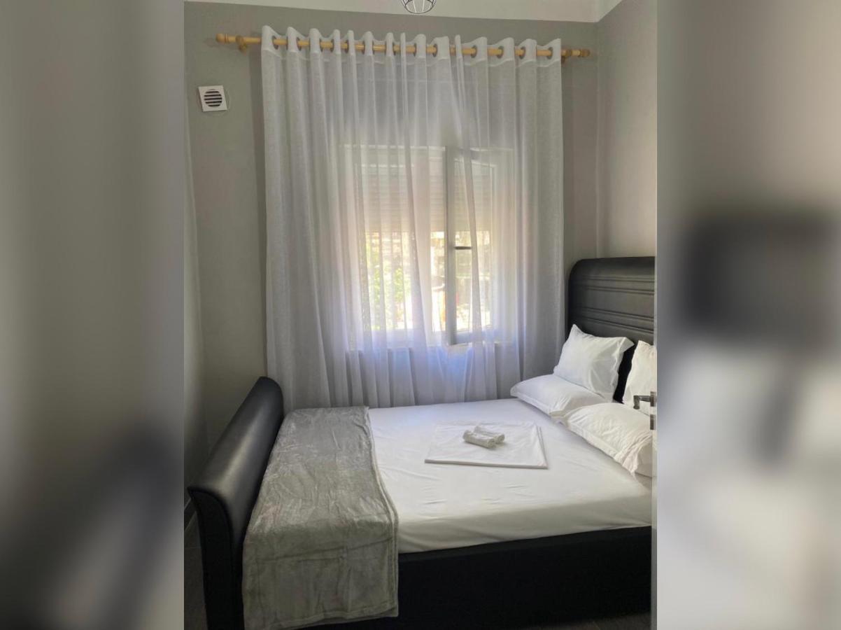 New New Bazaar Appartement Tirana Buitenkant foto
